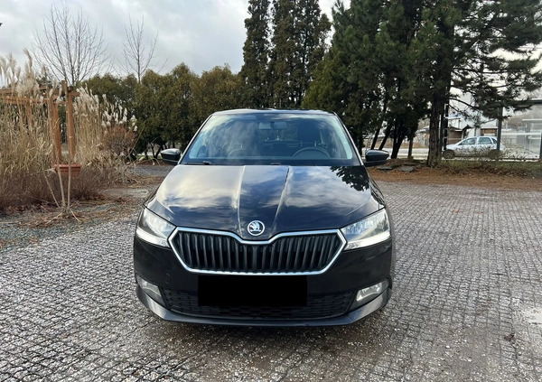 Skoda Fabia cena 30900 przebieg: 224000, rok produkcji 2019 z Poznań małe 29